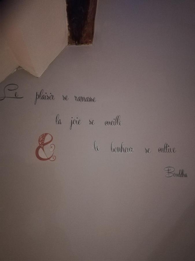 Atelier Des Poemes. Apartment Montbeliard Ngoại thất bức ảnh